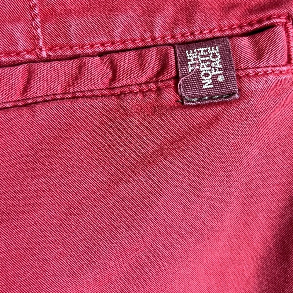The North Face Chino Shorts Men's 32 Red Gorpcore Hiking Outdoor